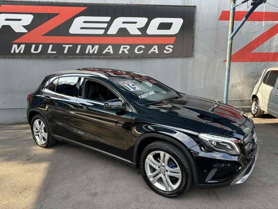 MERCEDES-BENZ GLA 200 1.6 CGI VISION BLACK EDITION 16V TURBO GASOLINA 4P AUTOMÁTICO